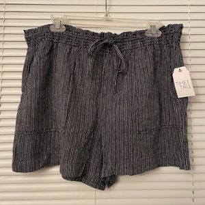 !NWT! Time and Tru women’s linen shorts size Large